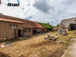 Prodej zemědělské usedlosti, Soběhrdy, 365 m2