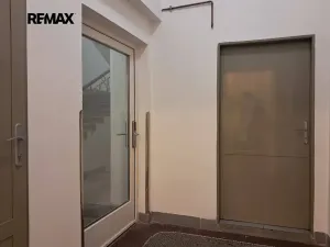 Pronájem bytu 3+kk, Praha - Žižkov, Hartigova, 65 m2