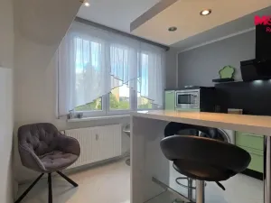 Pronájem bytu 1+1, Karlovy Vary - Rybáře, Sibiřská, 37 m2