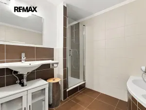 Pronájem bytu 2+kk, Plzeň, Waltrova, 62 m2