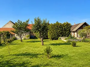 Pronájem bytu 2+kk, Bříství, 45 m2