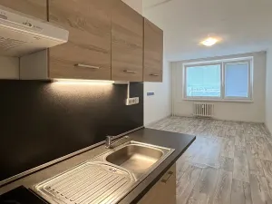 Pronájem bytu 2+kk, Most, Josefa Ševčíka, 40 m2