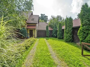Dražba ubytování, Všechovice, 2500 m2