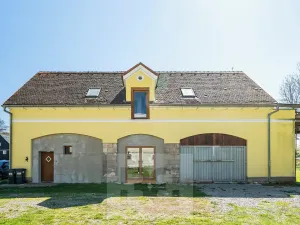 Prodej rodinného domu, Cvikov, 197 m2