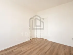 Pronájem bytu 2+kk, Pardubice, třída Míru, 52 m2