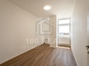 Pronájem bytu 2+kk, Pardubice, třída Míru, 53 m2