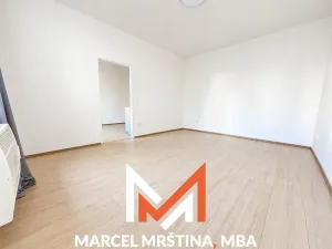 Pronájem bytu 2+kk, Náchod, Žižkova, 43 m2
