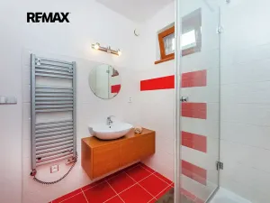 Prodej rodinného domu, Praha - Řeporyje, Havlůjové, 300 m2