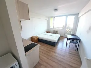 Pronájem bytu 1+kk, Praha - Radotín, Vrážská, 27 m2