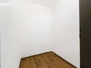 Prodej bytu 3+1, Břeclav, Kpt. Jaroše, 78 m2