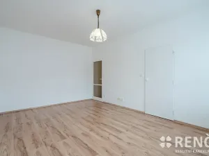 Prodej bytu 1+1, Brno, Družstevní, 37 m2