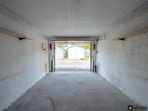 Prodej ostatní, Hradec Králové - Slezské Předměstí, Vážní