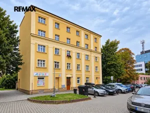 Prodej bytu 2+1, Praha - Vysočany, Zbuzkova, 76 m2