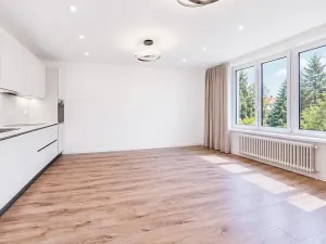 Prodej bytu 4+kk, Praha - Hodkovičky, Stavbařů, 85 m2