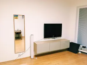 Pronájem bytu 1+kk, Praha - Dejvice, Lindleyova, 42 m2