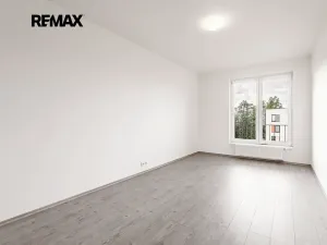 Pronájem bytu 2+kk, Kladno, Benediktínská, 50 m2