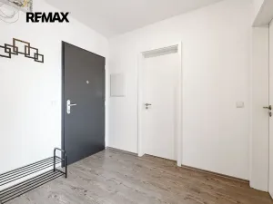 Pronájem bytu 2+kk, Kladno, Benediktínská, 50 m2