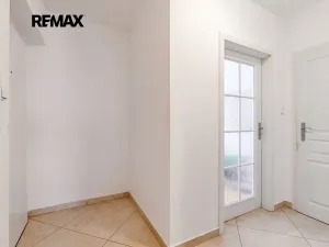 Pronájem bytu 2+kk, Praha - Břevnov, Heleny Malířové, 68 m2