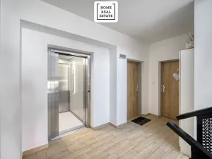 Prodej bytu 4+kk, Karlovy Vary, Šumavská, 171 m2