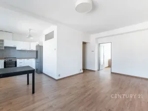Pronájem bytu 2+kk, Praha - Hloubětín, Zelenečská, 55 m2
