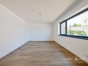 Prodej bytu 2+kk, Veselí nad Lužnicí, Budějovická, 62 m2