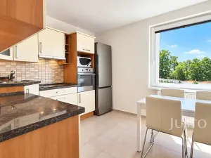 Prodej bytu 3+1, Písek, Otakara Jeremiáše, 67 m2
