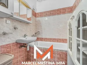 Prodej bytu 3+1, Náchod - Staré Město nad Metují, Růžová, 74 m2