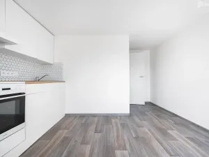 Prodej bytu 2+1, Šlapanice, Tyršova, 65 m2
