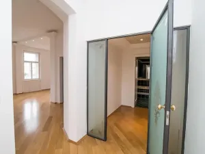 Pronájem bytu 3+1, Praha - Smíchov, Hořejší nábřeží, 94 m2