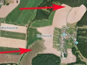 Prodej pole, Karlovice, 13069 m2
