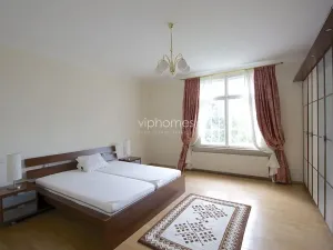 Pronájem bytu 3+1, Praha - Dejvice, Na Míčánce, 150 m2