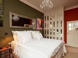 Pronájem bytu 3+1, Praha - Nové Město, Na hrobci, 105 m2