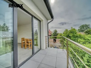 Pronájem bytu 1+kk, Velký Osek, Revoluční, 23 m2