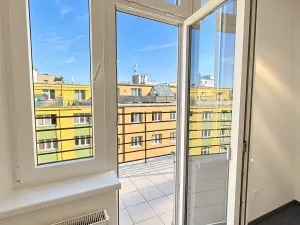 Pronájem bytu 1+kk, Praha - Vršovice, K louži, 32 m2