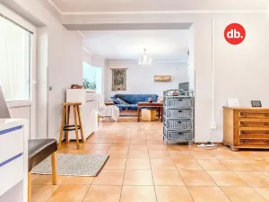 Prodej rodinného domu, Stružná, 240 m2