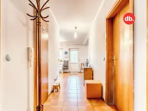 Prodej rodinného domu, Stružná, 240 m2