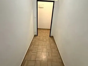 Pronájem bytu 2+kk, Plzeň, Úslavská, 50 m2