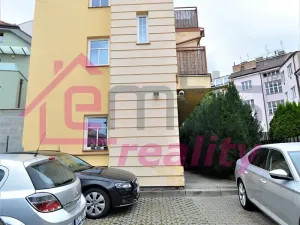 Pronájem bytu 2+kk, Praha - Břevnov, Za Strahovem, 37 m2