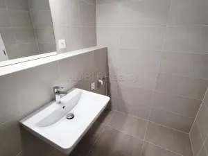 Pronájem bytu 2+kk, Praha - Dolní Chabry, Za Pískovnou, 51 m2