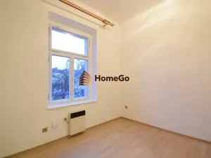 Pronájem bytu 2+kk, Praha - Vršovice, Sevastopolská, 40 m2
