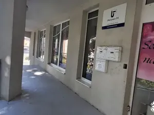 Pronájem obchodního prostoru, Boskovice, nám. Dr. Snětiny, 120 m2