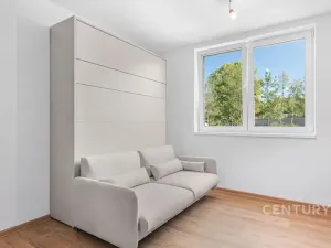 Pronájem bytu 1+kk, Milovice, 27 m2