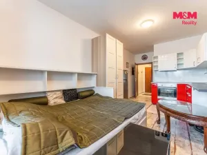 Prodej bytu 1+kk, Praha - Střížkov, Zakšínská, 29 m2