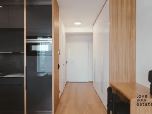 Prodej bytu 1+kk, Praha - Bubeneč, Vítězné náměstí, 44 m2