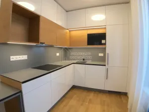 Pronájem bytu 1+kk, Praha - Střížkov, Střížkovská, 46 m2