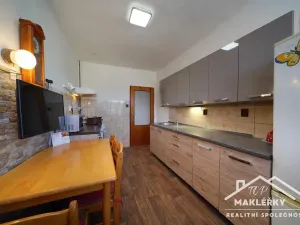 Prodej rodinného domu, Bělušice, 200 m2