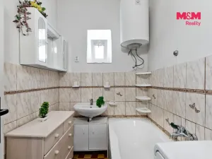 Prodej rodinného domu, Čestín, 80 m2