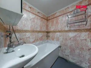 Prodej bytu 2+1, Hroznětín, Sídliště, 55 m2
