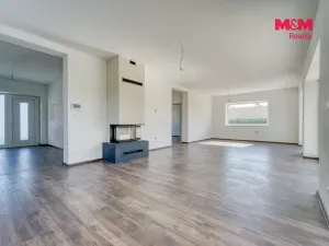 Prodej rodinného domu, Vodochody - Hoštice, Na Kopečku, 168 m2