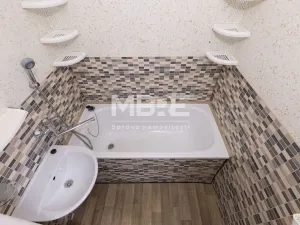 Pronájem bytu 2+1, Karviná - Fryštát, Nádražní, 52 m2
